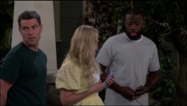 The Neighborhood - Season 05 Episode 01